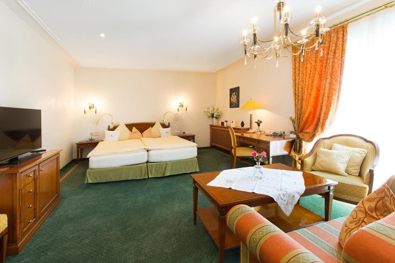Akzent Hotel Restaurant Altdorfer Hof 바인가르텐 외부 사진
