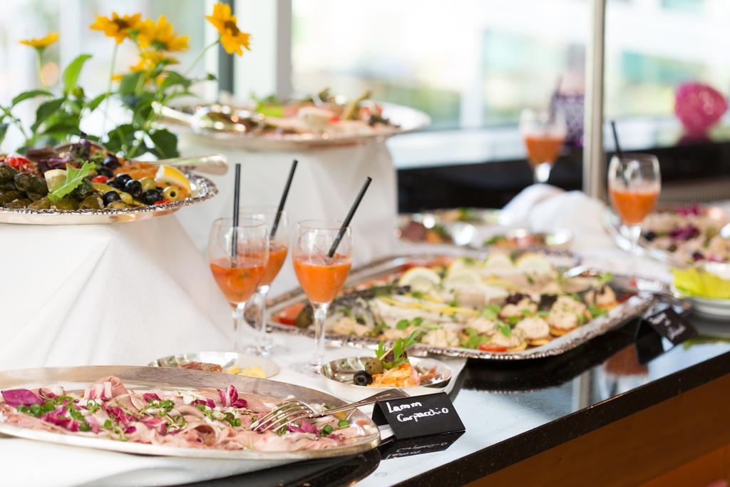 Akzent Hotel Restaurant Altdorfer Hof 바인가르텐 외부 사진