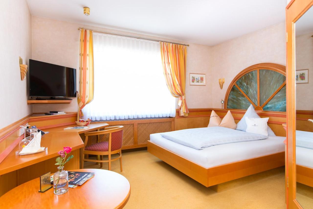 Akzent Hotel Restaurant Altdorfer Hof 바인가르텐 외부 사진